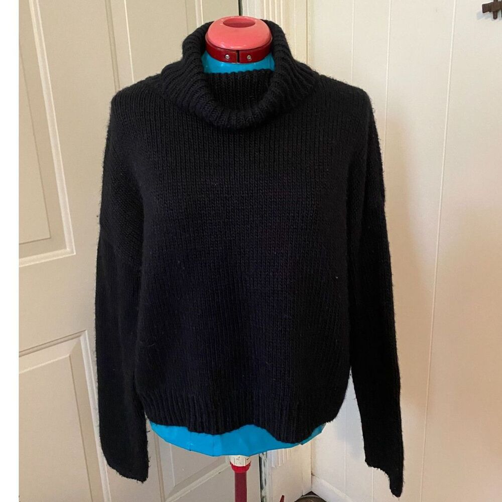 Pink Lily Cowl Neck Cable Sweater Womens Size M
